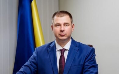 В декларации чиновника — квартиры, подарки, криптовалюта и миллионы непонятного происхождения