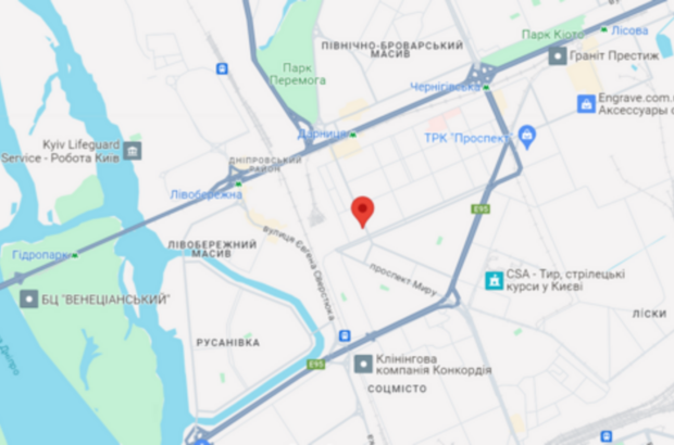 В Киеве затопило бульвар Верховной Рады: коммунальщики до сих пор ремонтируют сеть