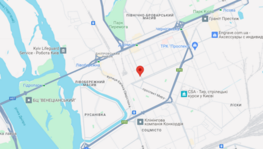 В Киеве затопило бульвар Верховной Рады: коммунальщики до сих пор ремонтируют сеть