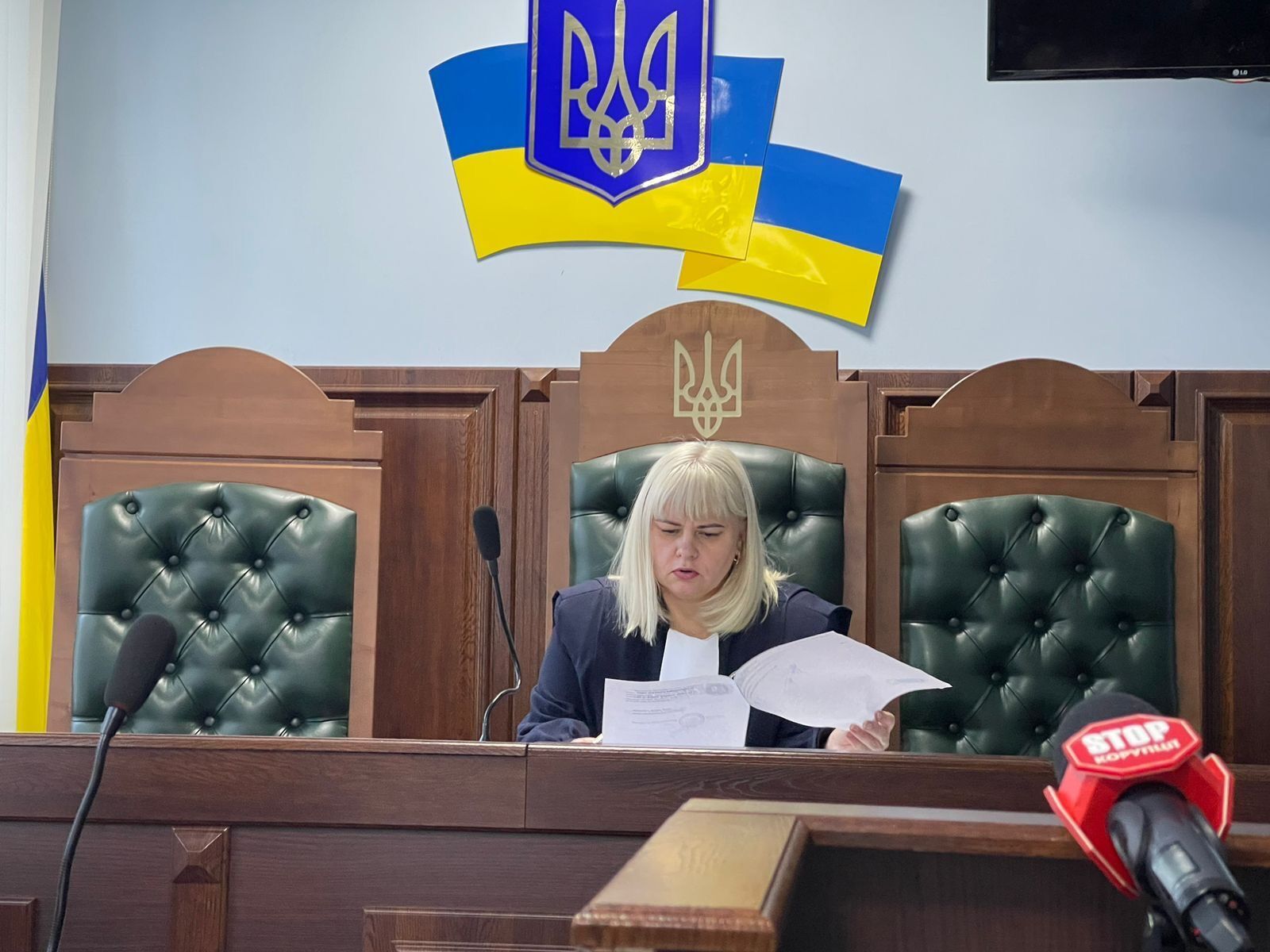 суд відмовив у взятті під варту адвокатку-хабраницю Хуторну
