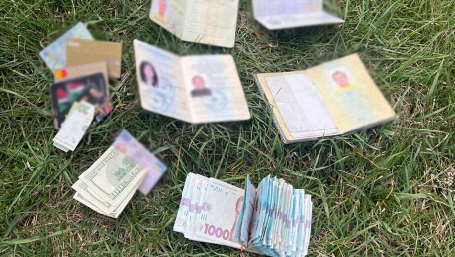 На Рівненщині Нацполіція викрила чергову незаконну схему переправлення військовозобов’язаних