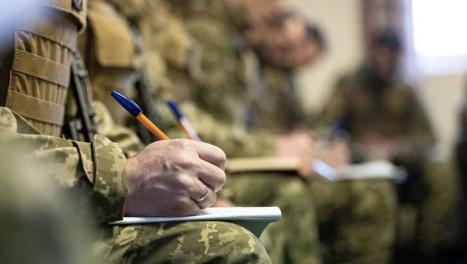 У Мінекономіки назвали реальну кількість українців заброньованих від армії