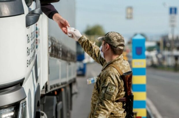 На Закарпатті не вистачає робочої сили через ТЦК: деталі