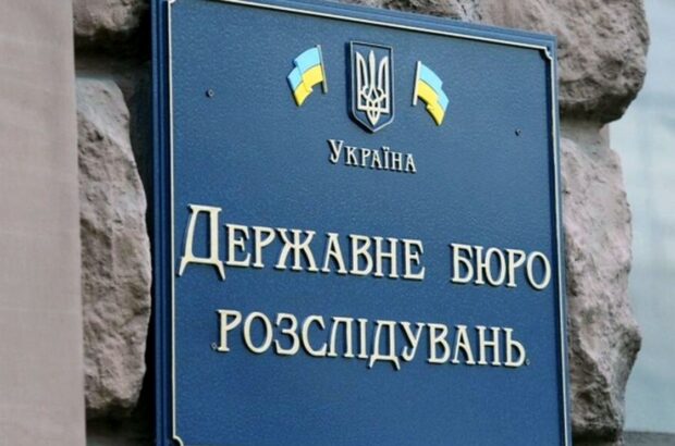 У Києві затримано організаторів схеми ухилення від мобілізації: вилучено елітні авто та мільйони доларів