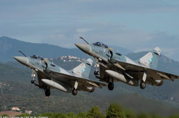 Французские военные показали подготовку украинских пилотов на Mirage 2000-5