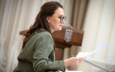 Передача навчальної зброї в Україні: нові правила від Кабміну