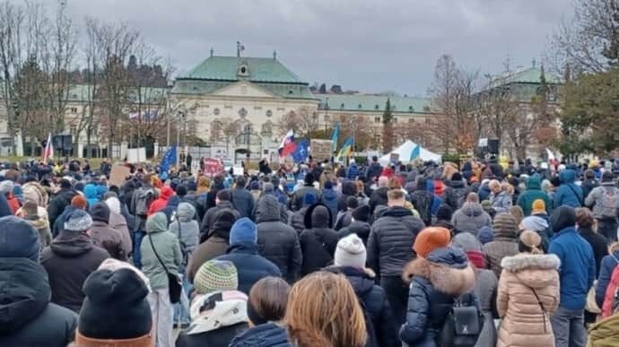 ''Фицо – позор Словакии'': в стране прошли протесты против правительства премьера