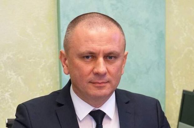 Tesla, квартири у Києві та 2,85 млн готівкою: що задекларував заступники прокурора