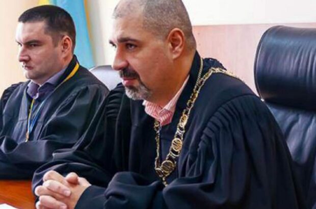 6,8 мільйона готівкою: як живе суддя з Одеси та його родина