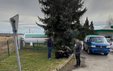 $6000 за нелегальний виїзд: на Закарпатті викрили черговий канал втечі ухилянтів