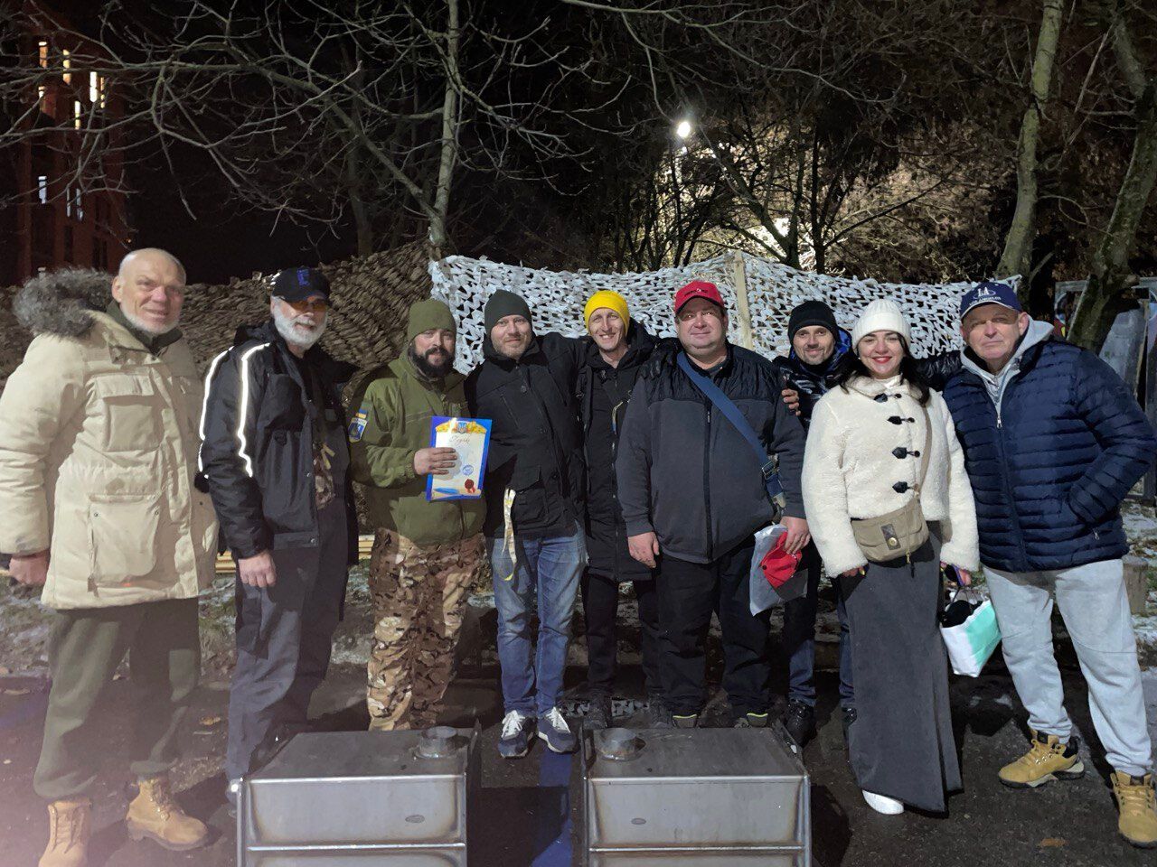 Львівські волонтери зустрілися з партнерами і військовими
