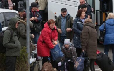 Російська окупаційна адміністрація виселяє українців з півдня Херсонщини та Криму