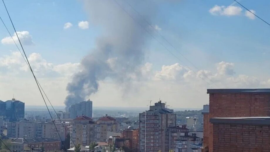 Масована атака БПЛА: у Ростовській області спалахнули хімічні склади