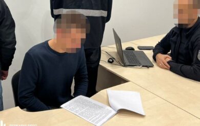В Киевской области офицер почти год платил зарплаты уволенным военным