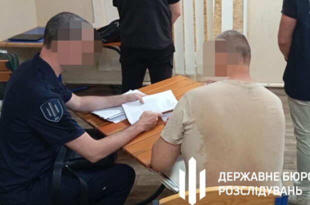 За деньги — из розыска, без денег — в армию: разоблачена схема в Кропивницком ТЦК