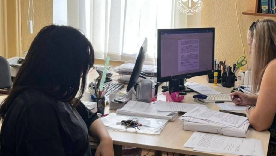 В Киеве мать оставила 7-месячного ребенка одного на несколько дней в квартире