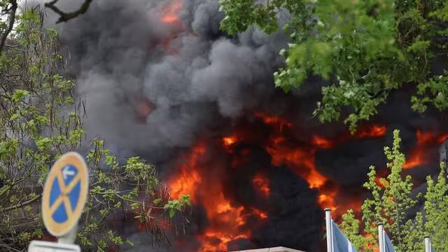 пожар в Берлине на заводе