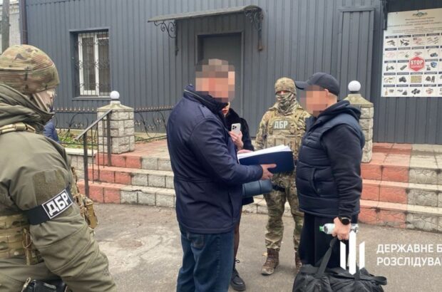 Эксначальник Одесского ТЦК планировал побег: ДБР снова задержало подозреваемого