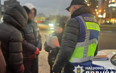 У скандального подростка, перекрывавшего дорогу в Киеве, обнаружили огнестрельное оружие – полиция