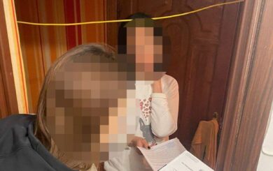 Частный нотариус и его сообщники сняли более 1 млн грн со счетов усопших