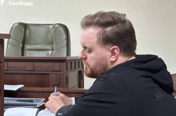 Ексведучого телеканалів Медведчука Назарова взяли під варту