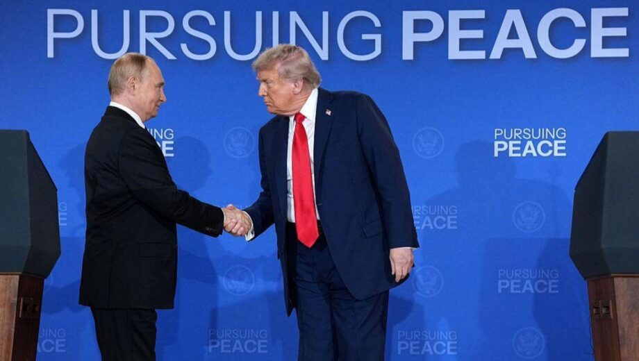 Трамп после встречи с Путиным предложил Украине отдать Донбасс ради мира – NYT