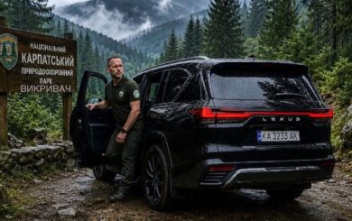 Директор Карпатского нацпарка замечен на Lexus стоимостью до 10 млн грн