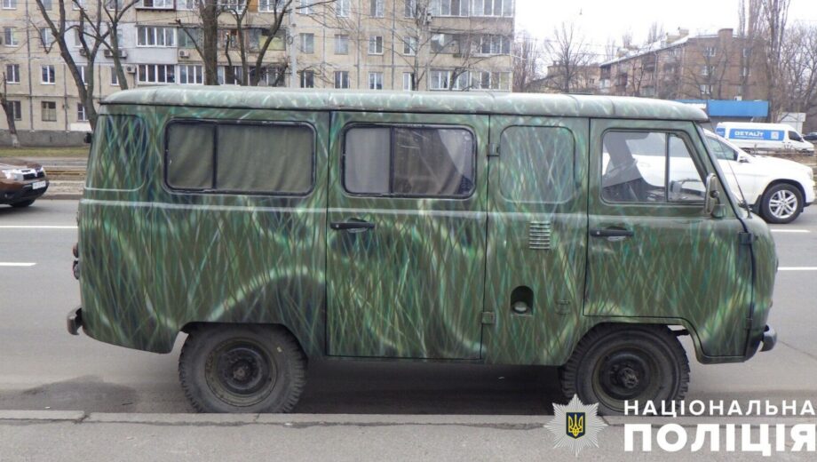Чоловік викрав УАЗ з СТО: йому загрожує до п’яти років ув’язнення