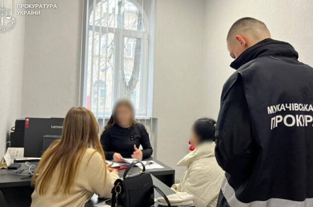 Судитимуть двох лікарів через смерть немовляти та інвалідність дитини