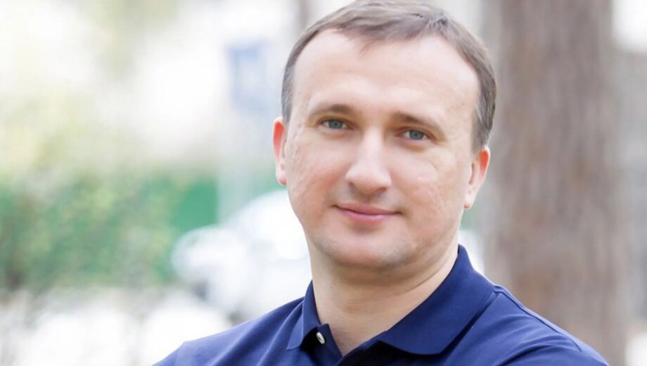 Ексмер Ірпеня Карплюк заявляє, що почав сумнівне будівництво у 1992 році, коли йому було 12 років
