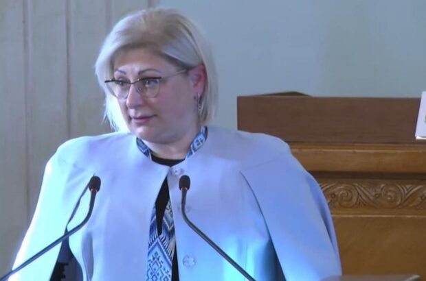 В шоке: общественность Харьковщины обсуждает обвинения чиновницы ХОВА в хищении гуманитарной помощи
