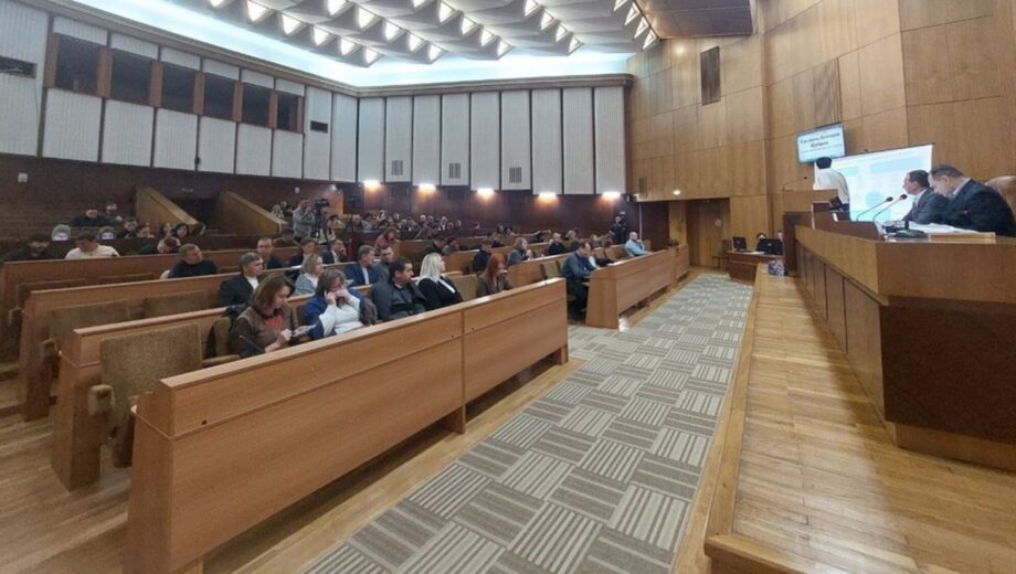 После абсурдного решения: во Франковске требуют психиатрическую экспертизу для депутатов