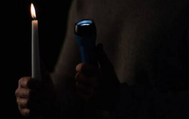 У низці областей ввели аварійні відключення світла на тлі ракетної атаки рф