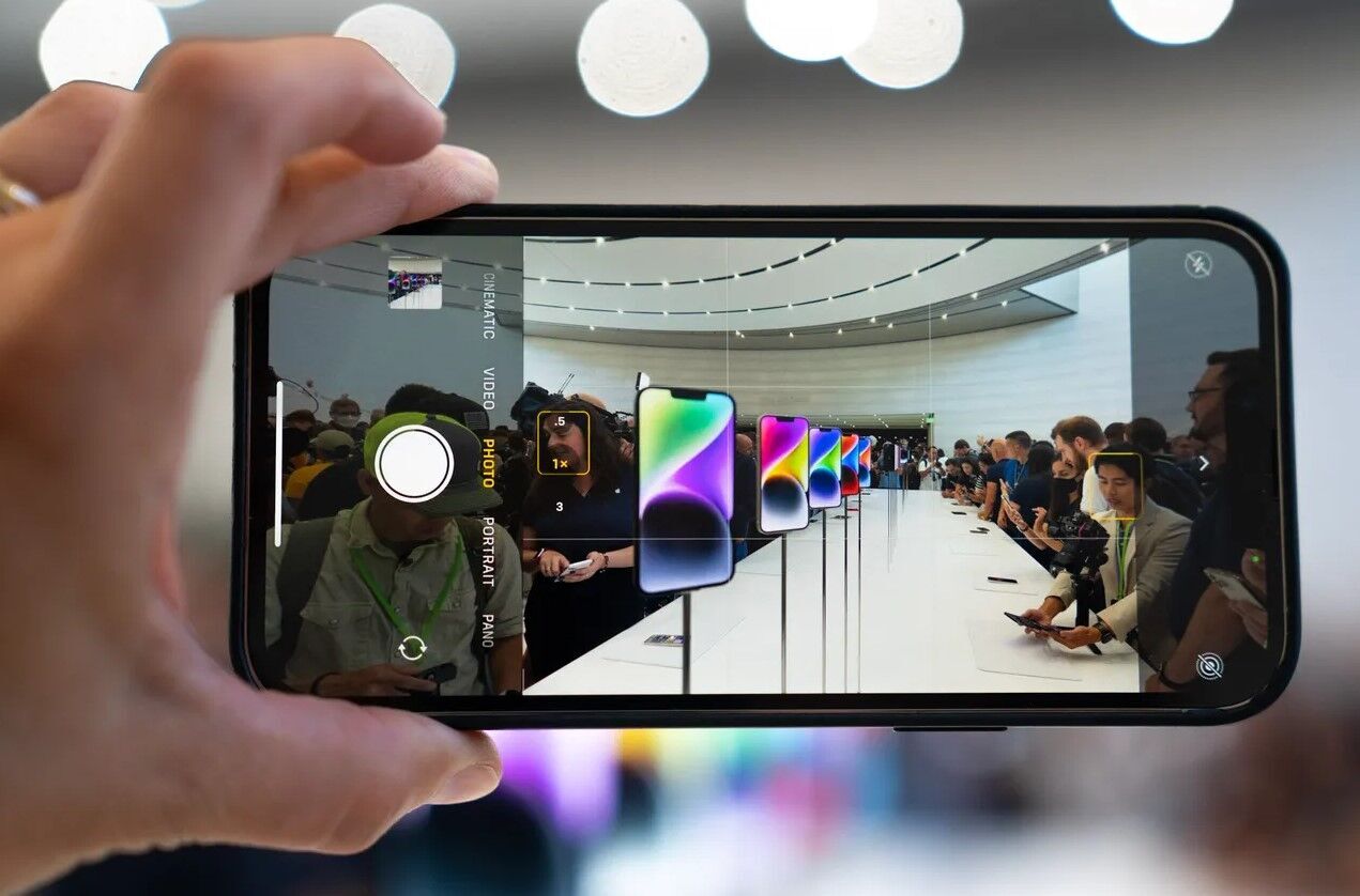 ШИ-iPhone 16: мировой производитель рассказал об особенностях новинки