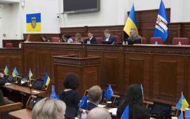Кличко оголосив про відставку посадовців у зв’язку з корупцією