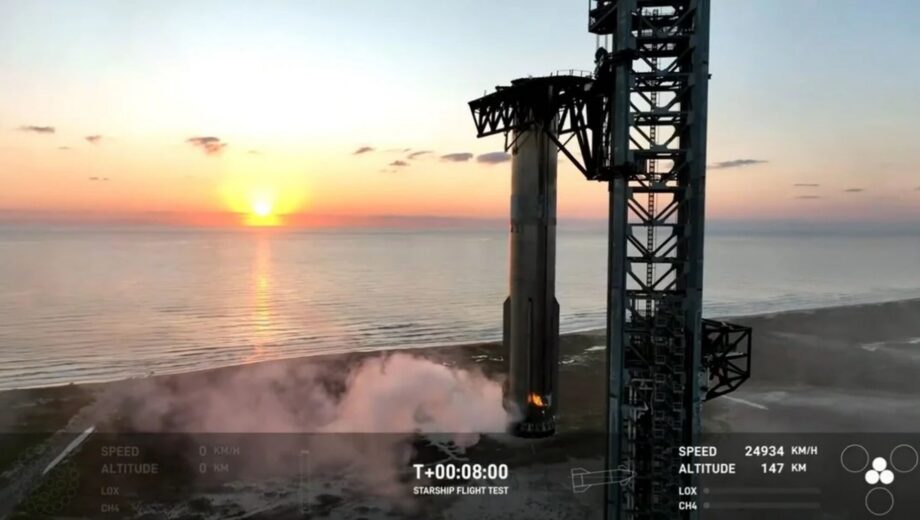 SpaceX уперше успішно зловила ступінь ракети Super Heavy під час п’ятого тестового польоту Starship
