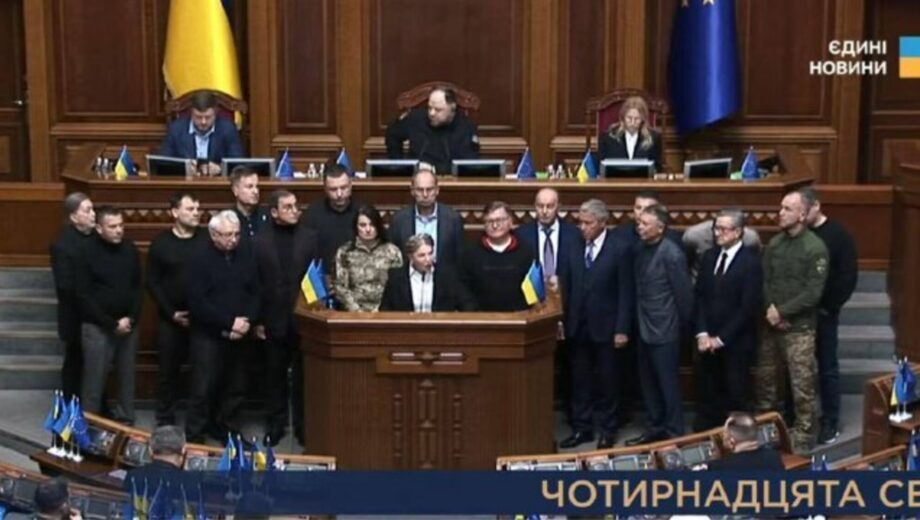 »Батькивщина» инициирует отставку правительства и создание коалиционного правительства единства