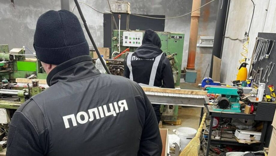 Масштабное подпольное производство табака: полиция изъяла продукцию на 11 млн грн