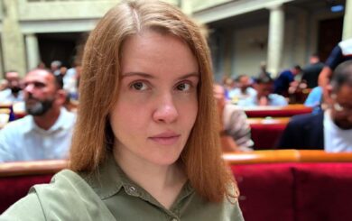 Рада не смогла удалить Безуглу даже на одно заседание