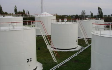 Злочинна організація чиновників заволоділа арештованими нафтопродуктами вартістю майже 1 млрд грн, – САП