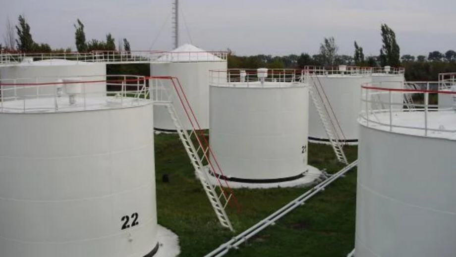 Злочинна організація чиновників заволоділа арештованими нафтопродуктами вартістю майже 1 млрд грн, – САП