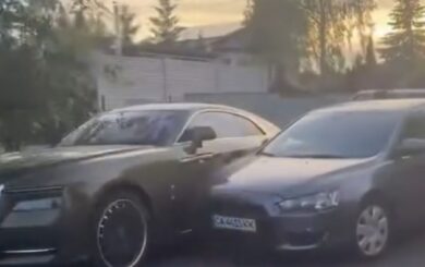 В Черкассах попал в аварию Rolls-Royce за 650 тысяч евро: авто принадлежит известной гадалке