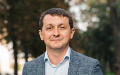 ”Кочова” квартира, Mustang сестри та катер знайомого: яке майно не декларує директор ”Київекспертизи” Хорошевський?