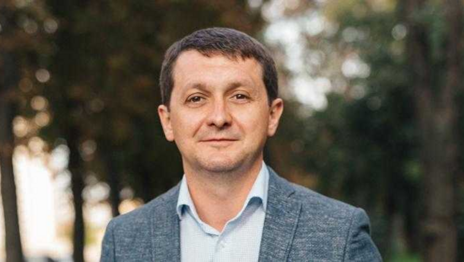 ”Кочова” квартира, Mustang сестри та катер знайомого: яке майно не декларує директор ”Київекспертизи” Хорошевський?