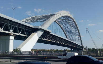 Расход в 24 миллиона на строительстве Подольского моста: директору генподрядной организации объявили подозрение