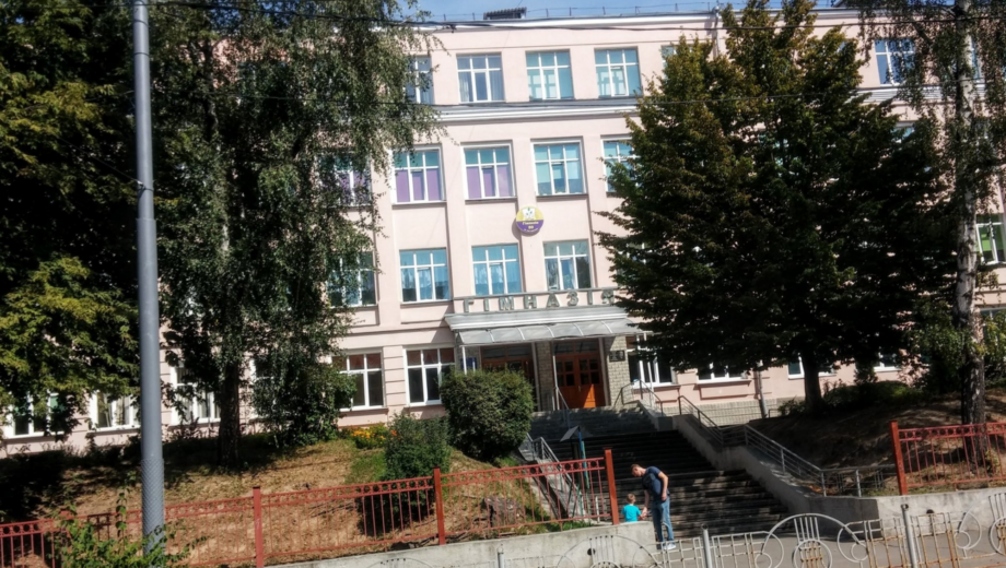 14 млн збитків на реконструкції гімназії у Голосіївському районі: столична прокуратура повідомила про підозру керівнику КП