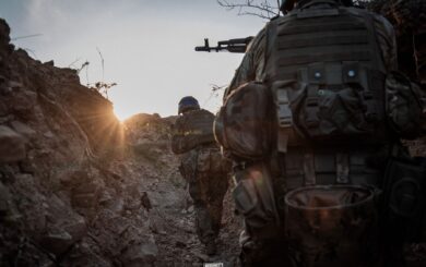 Темпы наступления российской армии в Украине упали почти вдвое