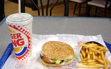 Burger King у Казахстані опинився в центрі скандалу через цькування кухаря з аутизмом