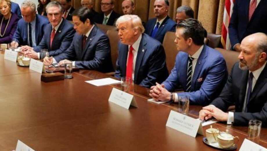 Трамп продлил еще на год действие ряда санкций против России.