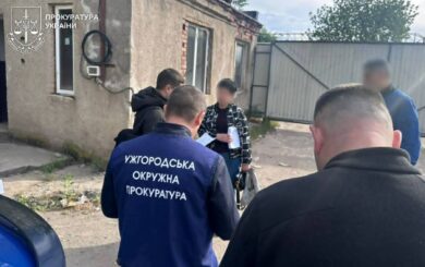 Робив гроші зі сміття: в Ужгороді депутат організував тіньову схему на полігоні